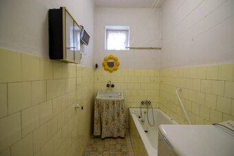 ALL INCLUSIVE I NA PREDAJ RODINNÝ DOM NA LETECKOM POLI, KOMÁ - 8