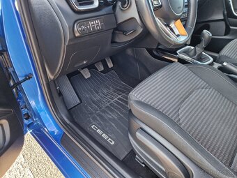 KIA Ceed SW 1.6 CRDi MHEV Gold - 8