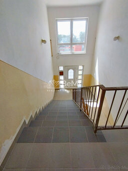 Kancelársky/prevádzkový priestor na prenájom-Lučenec - 8