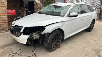 Škoda Superb combi 2,0TDi 140kw - 8