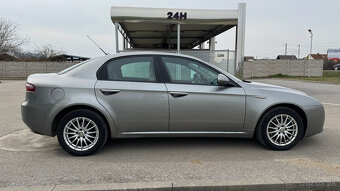 Alfa Romeo 159 1.9 JTD Medium - 8