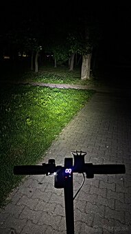 Predám čisto novú Elektrickú Kolobežku - nerozbalenú - 8