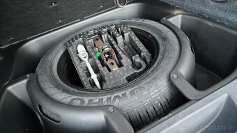 Predám JEEP GRAND CHEROKEE r.v. 2014 OVERLAND - 8