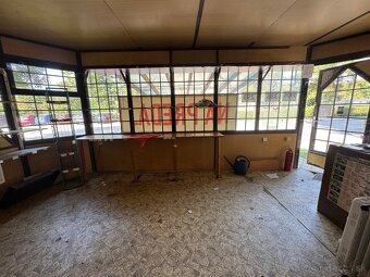 PREDAJNÝ STÁNOK 3x6m - 8