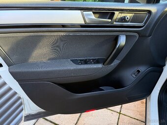 Volkswagen Touareg II 3.0TDi V6 - 8