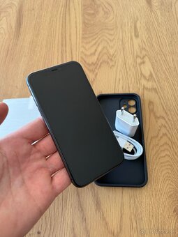 Iphone 11 Black 128 gb v záruke - 8