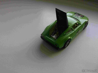 Ford GT 70 v mierke 1:43 od CORGI TOYS - 8