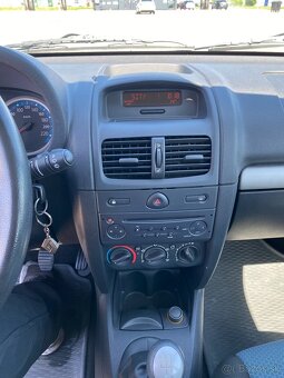 Renault Clio 1.2 Benz 55Kw. 56 000Km 1.Majitel - 8