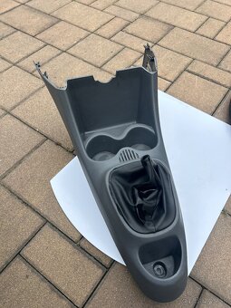 Predam diely C1 aygo 107 - 8