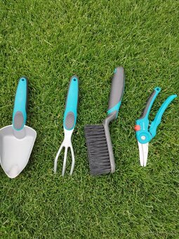 Záhradné náradie gardena SET - 8