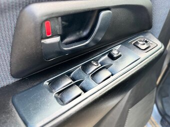 Mitsubishi Pajero Pinin 2.0 GDi REZERVOVANÉ - 8