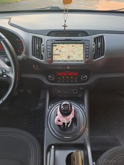 Kia Sportage 2.0 CRDI - 8