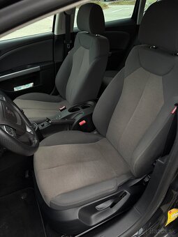 Seat Leon 1.6 TDI 77kw, 2011, 143200km - 8