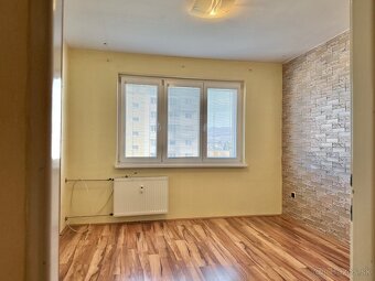 3-izbový byt, 65 m² – centrum Prievidza, Ul. M. Mišíka - 8