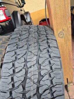 285/705R17 do terénu - 8