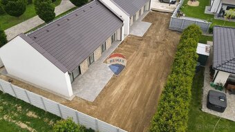 Novostavba 2x 4-izb RD s terasou v tichom prostredí obce Rak - 8