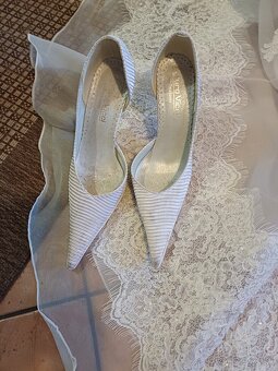 Predám svadobné šaty - 8