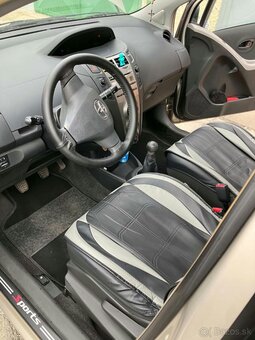 Toyota Yaris - 8