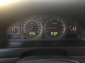 Volvo V70 D5 - 8