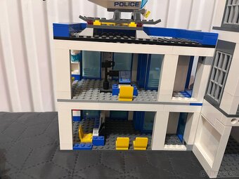 Lego city 60047 - 8