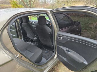 2015 Peugeot 301 1.6 HDI 68kw Diesel - 8