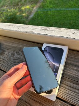 iPhone 16 PRO - 8