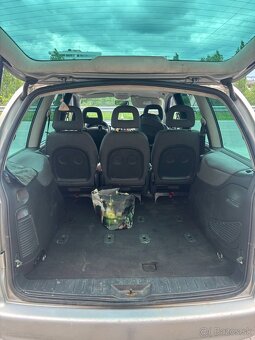 Ford galaxy - 8