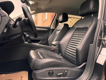Volkswagen Passat R-Line 2.0 TDI 140kw DSG 4Motion 2019 - 8