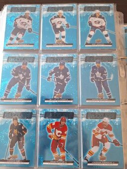 Hokejové kartičky insert dazzlers blue 2023/24 - 8