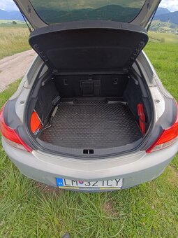 Opel Insignia - 8