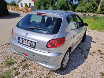 Peugeot 206 benzín 1,4 - 8