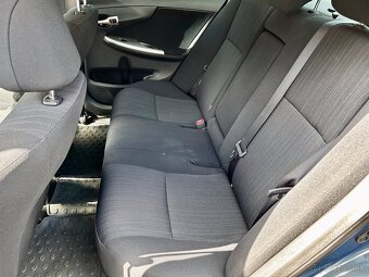 Toyota corolla - 8