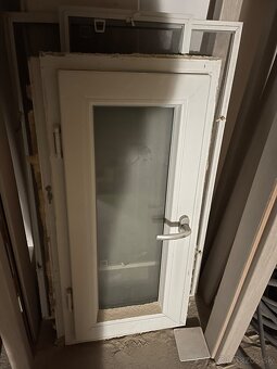 Predam okna - velmi malo pouzivane - 8