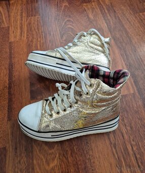 Dámske zlaté tenisky - 8