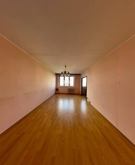 JUH, ul. Miškovecká, pekný 3 izb. byt pražský typ. 67 m2 + B - 8