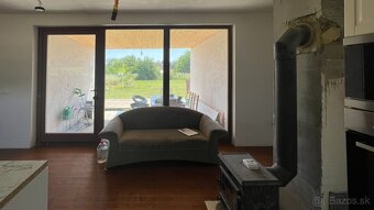 Rodinný dom s pozemkom 2 395 m², Kolárovo, Komárno - 8
