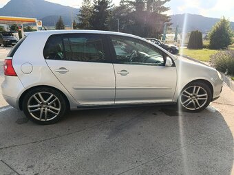Volkswagen Golf 5 GT - 8