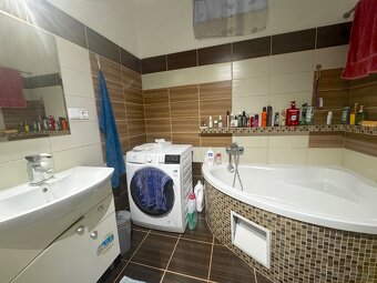 Na predaj 3-izbový byt v pokojnej lokalite v Leviciach - 8