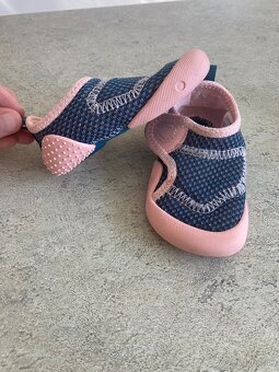 Balík dievčenského oblečenia vel 74 - 8