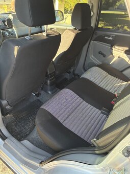 Predam na diely Suzuki Sx4 2010 - 8