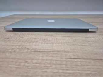 MacBook Air (13-inch, 2017)/Intel Core i5/8GB RAM/128GB SSD - 8