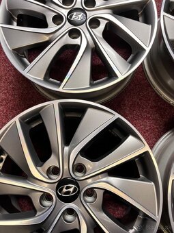 5x114,3 R17 Orig. alu Hyundai i30 N Line - ET 53 - 8