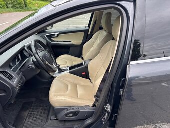 Volvo XC60 D4 - 8