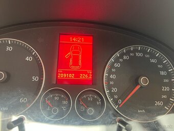 Volkswagen Touran 1.9 TDI DSG – 7 miestny van - 8