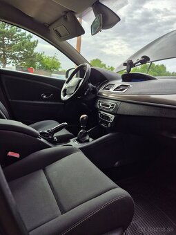 Renault Megane - 8