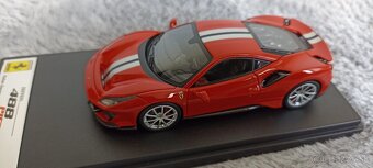 Predám model Ferrari 488 Pista 1:43 Looksmart - 8