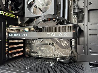 Ryzen 7 3800XT\16GB\RTX 3060\SSD\650W Zdro - 8