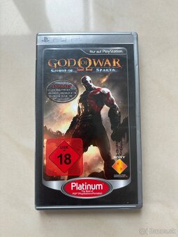 Playstation Portable (PSP) 1004-E Street + God Of War - 8
