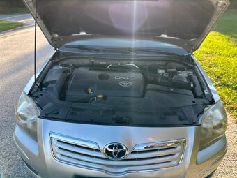 TOYOTA AVENSIS 2,0 D4D 93kw - 8