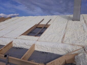 Prémiová striekaná fukaná PUR pena - celé Slovensko - 8